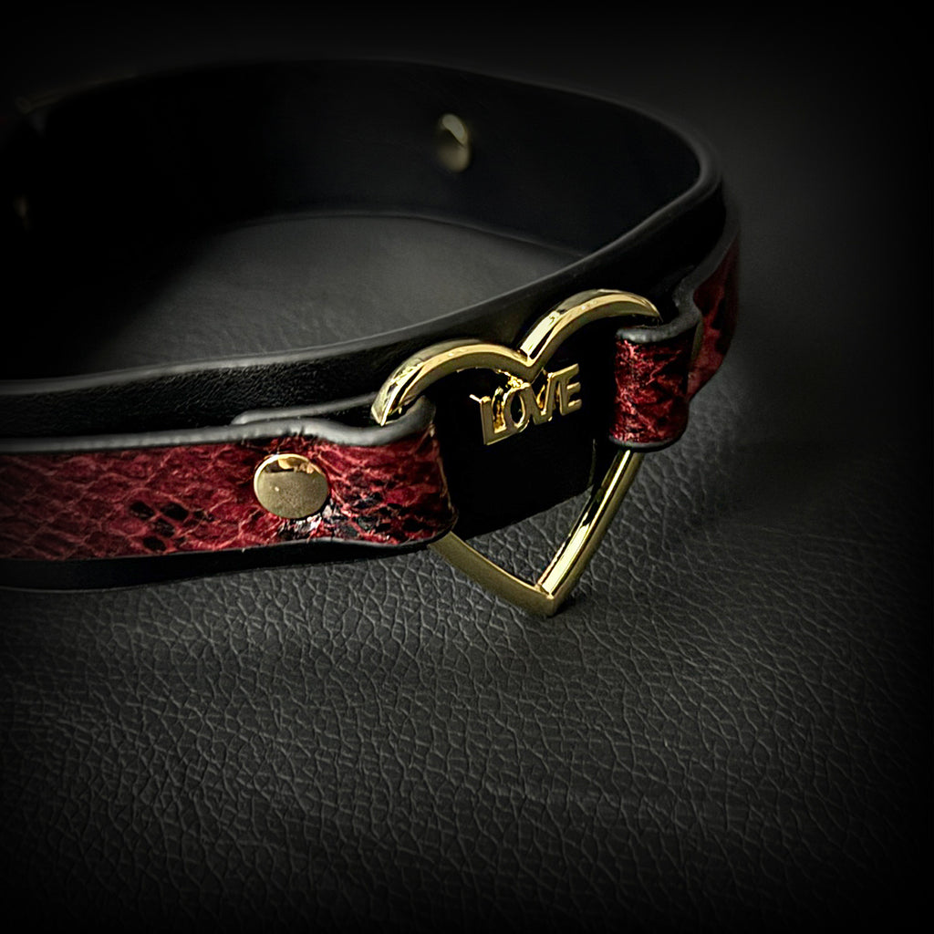 Daluse Gold Heart Ring Red Black Snake Pattern Double Leather Choker Collar Necklace