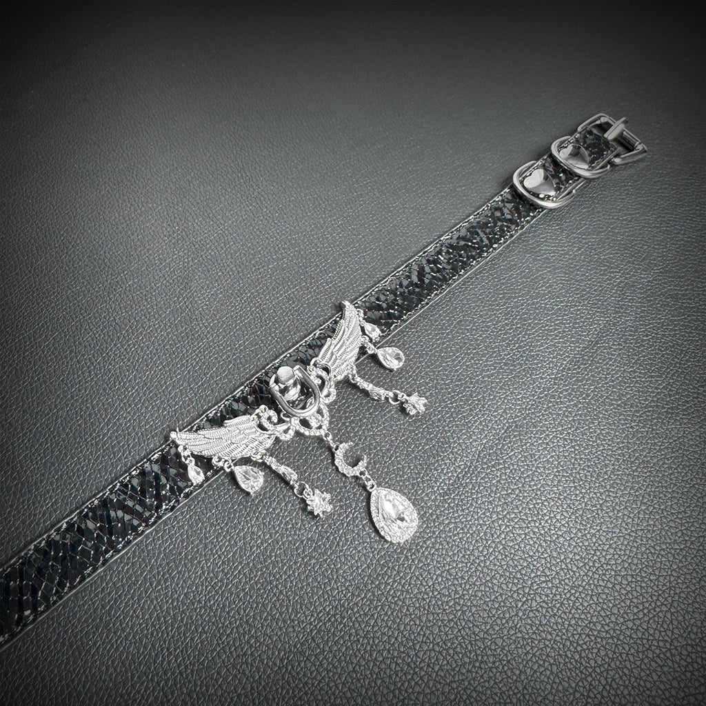 Daluse Crushed Ice Pattern Black Leather Choker Angel Wing Crystal Pendant Adjustable Collar Necklace