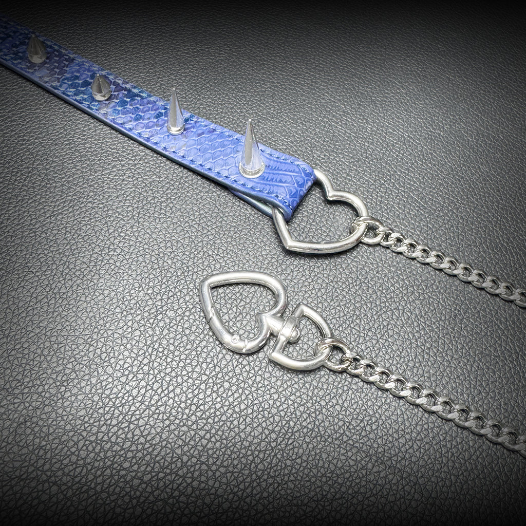 Daluse Blue Snakeskin Riveted Heart Shaped Choker Titanium Double Chain Adjustment Collar Necklace
