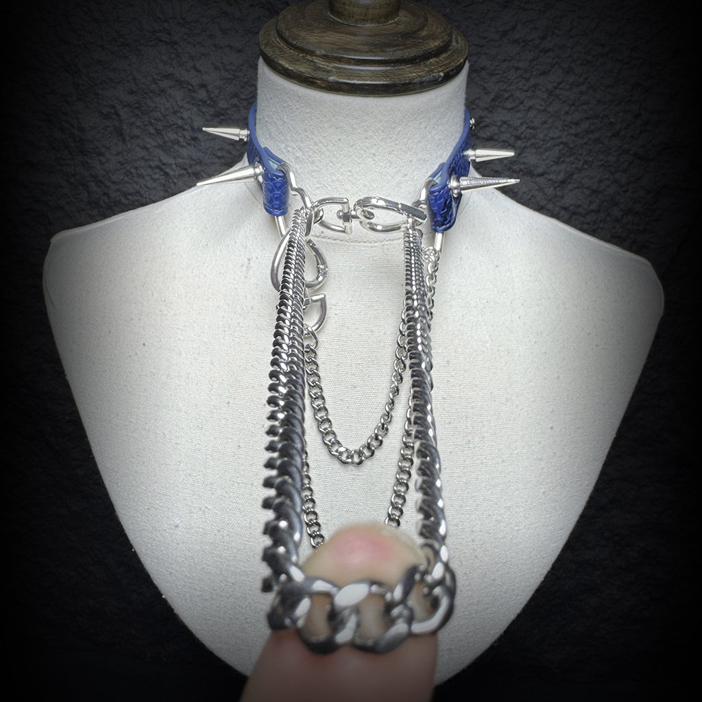 Daluse Blue Snakeskin Riveted Heart Shaped Choker Titanium Double Chain Adjustment Collar Necklace