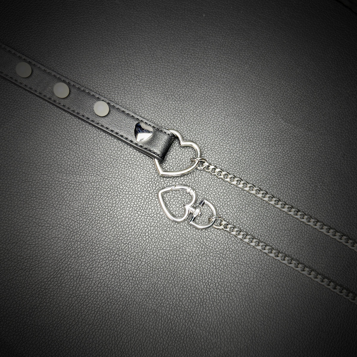 Daluse Pearl Heart Shaped Leather Choker with Titanium Double Chain Adjustment Collar Necklace