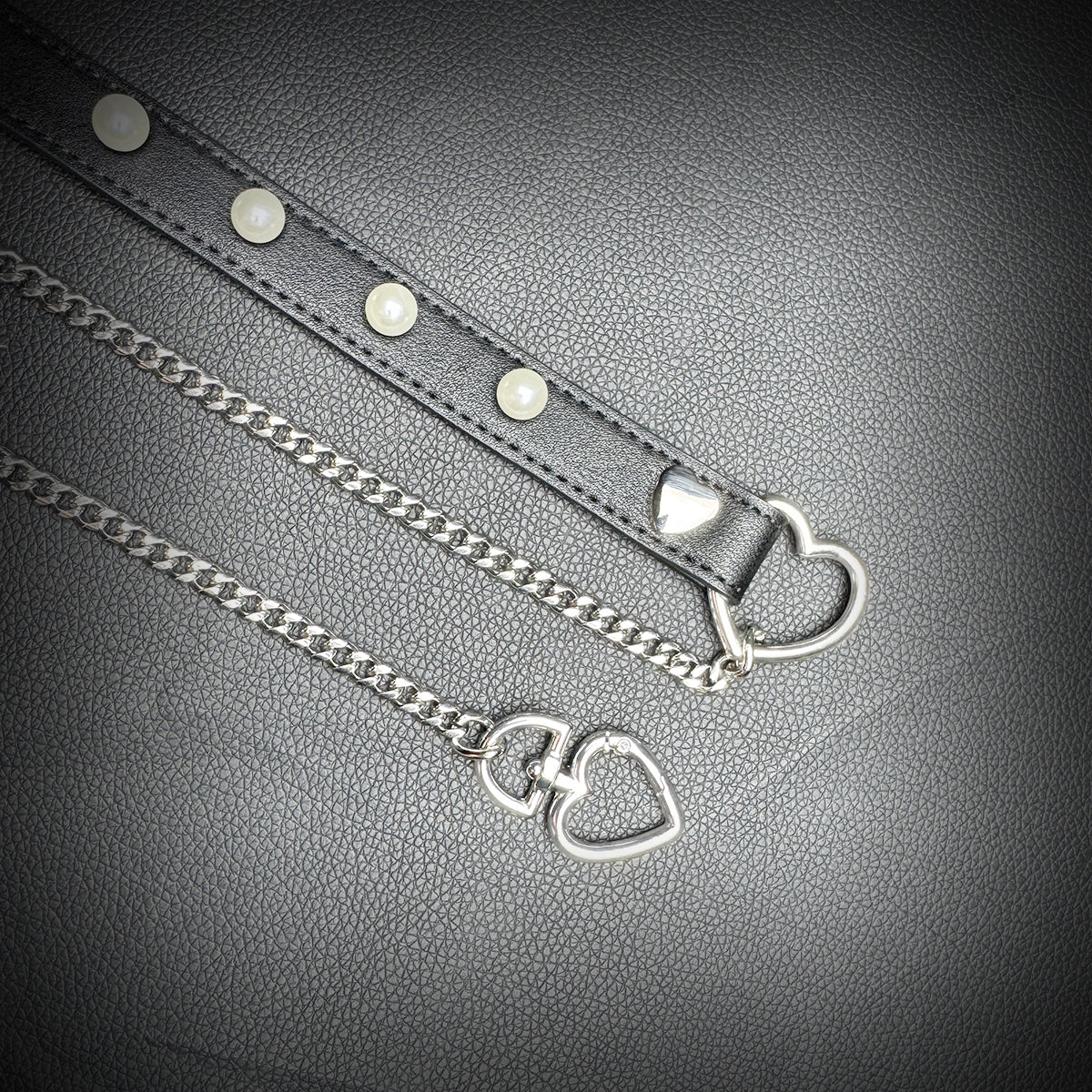 Daluse Pearl Heart Shaped Buckle Leather Choker Single Titanium Chain Versatile Fashion Collar Necklace