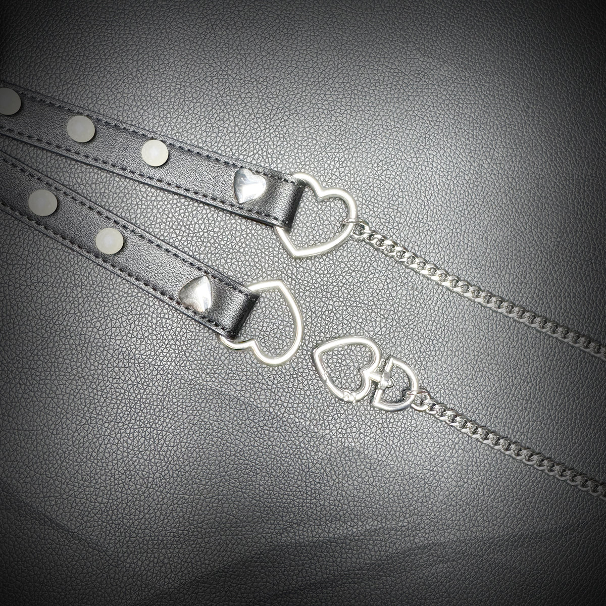 Daluse Pearl Heart Shaped Buckle Leather Choker Single Titanium Chain Versatile Fashion Collar Necklace