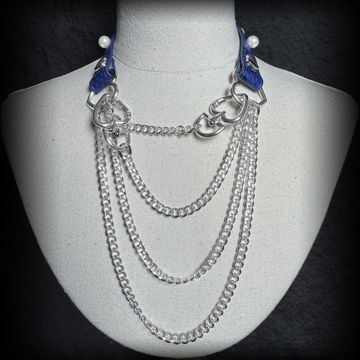 Daluse Blue Snakeskin Pearl Heart Shaped Buckle Choker, Titanium Steel Chain Double Chain Adjustment Collar Necklace